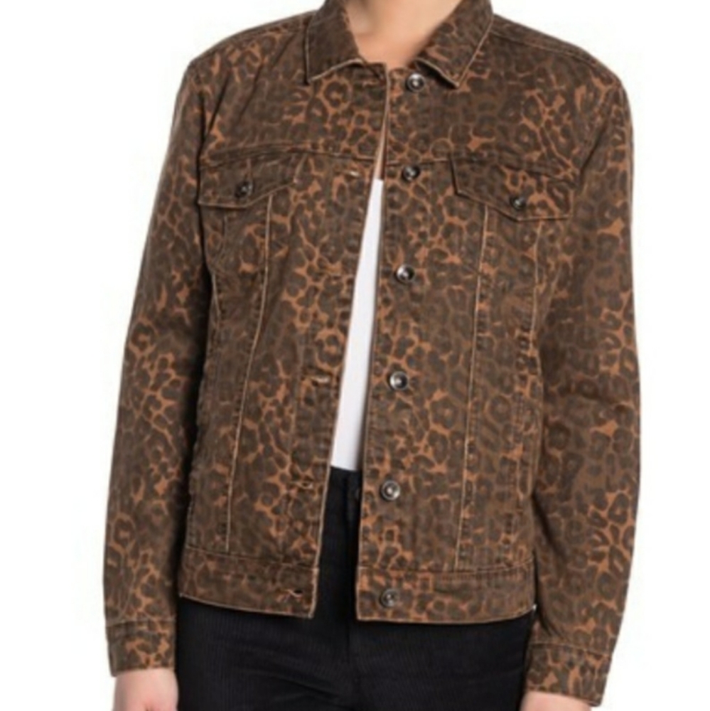 Tractr Relaxed Fit Leopard Cropped Print J…